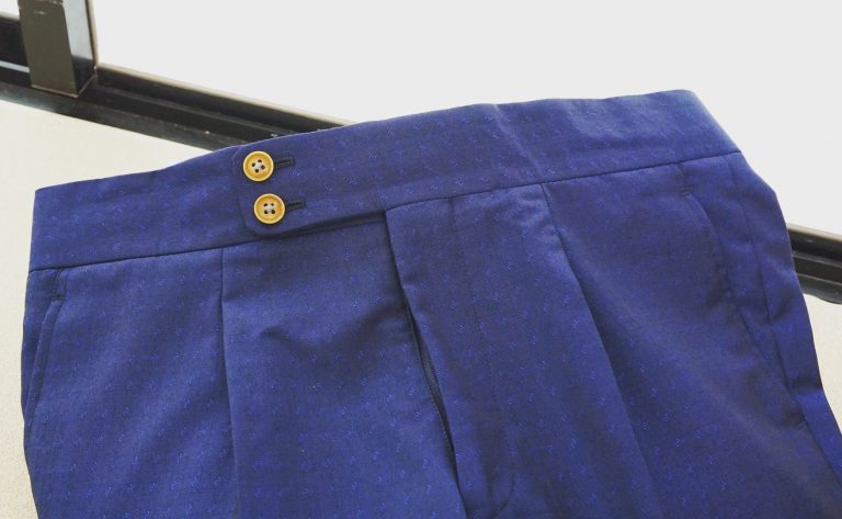 Beltless Trousers